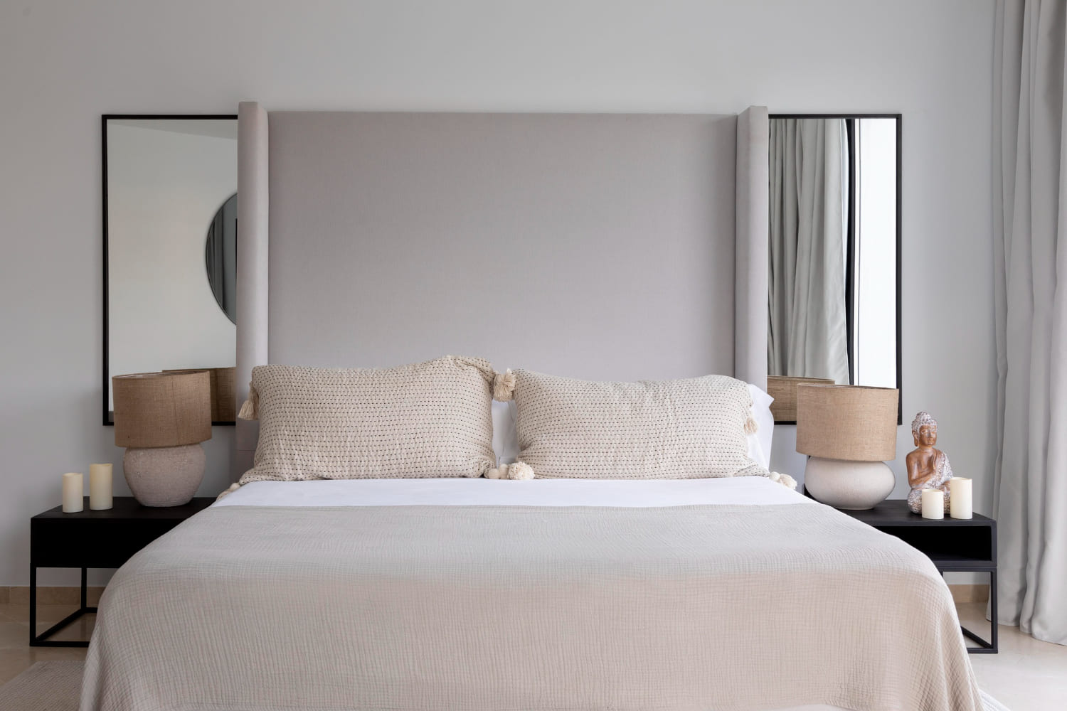Modern Bedroom Decor